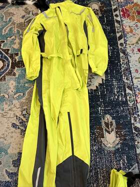 1001-76817921669 Bmw Original Overall Rain Body Suit Neon Yellow Medium Used Like New