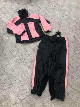Sh2217.01l Milwaukee Performance Ladies Rain Suit Water Resistant Sz Xl Sh2217.01l Milwaukee Performance Ladies Rain Suit Water Resistant Sz Xl