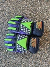 Team Arctic Cat Racing Gauntlet Snowmobile Gloves Thinsulate 150G Youth Size. Fixed Price $44.99.